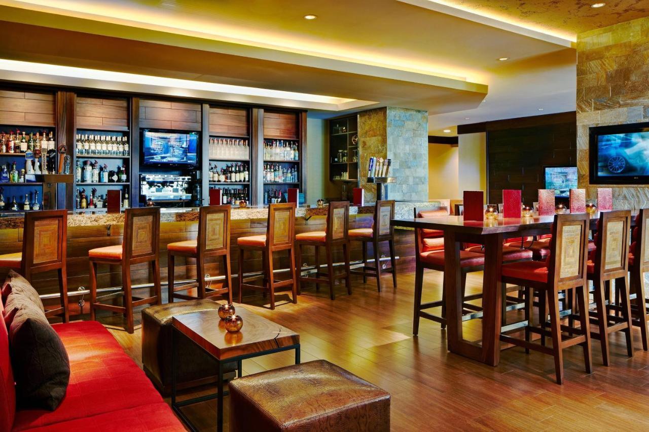 Portland Marriott Downtown Waterfront Hotel Екстериор снимка