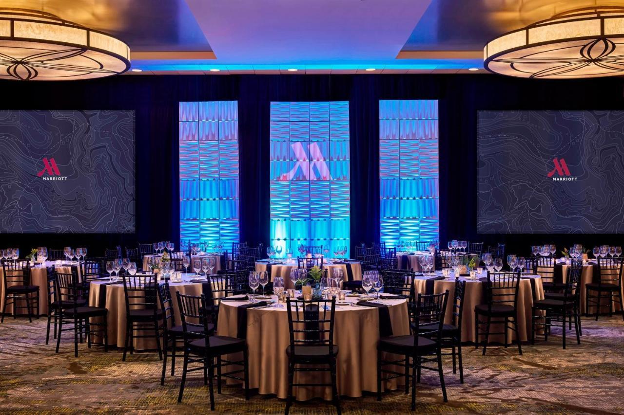 Portland Marriott Downtown Waterfront Hotel Екстериор снимка