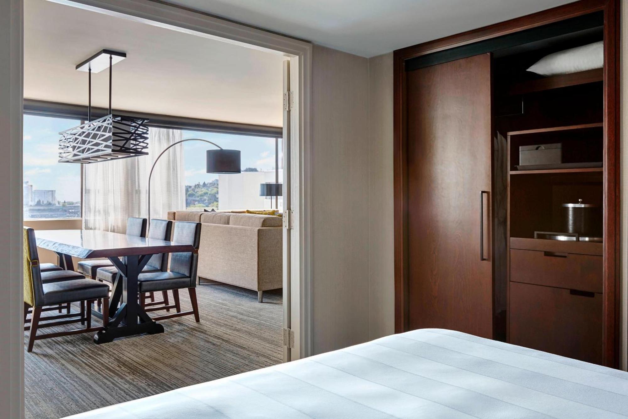 Portland Marriott Downtown Waterfront Hotel Екстериор снимка